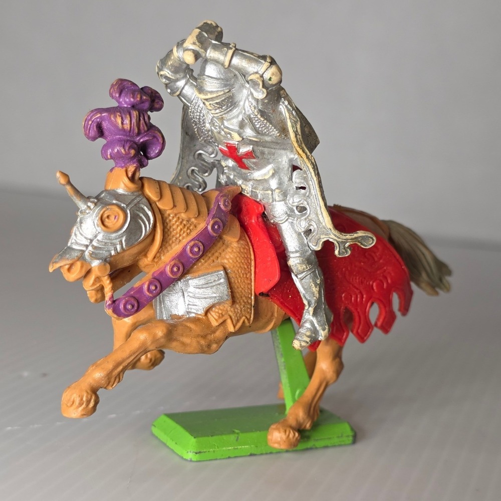 Britains Knight on Horseback‎ Small Multicolor Fair Deetail 1971